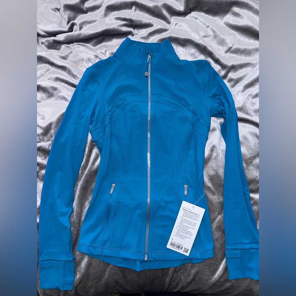 NWT Lululemon define jacket Nulu Hawaiian blue/ mirror silver Size 6